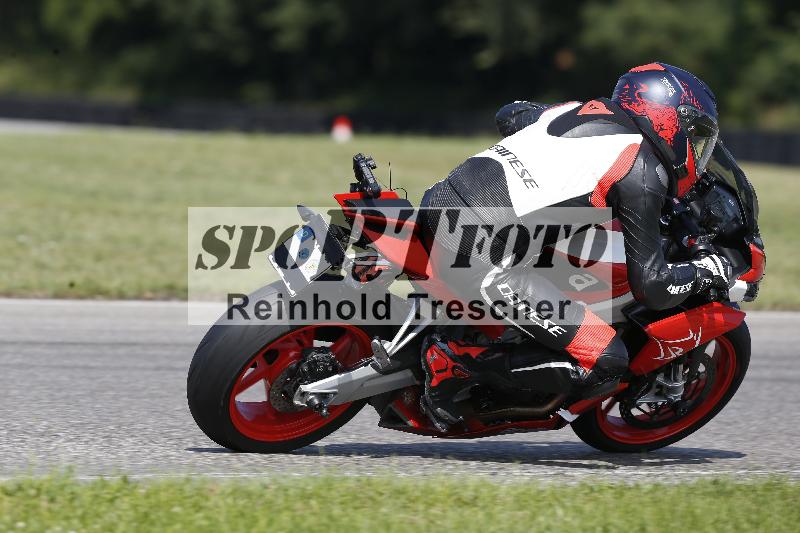 /45 10.08.2025 Plüss Moto Sport ADR/Einsteiger/90
